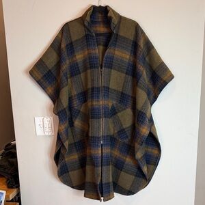 Vintage Bemidji  Woolen Mills Plaid Poncho Size One Size